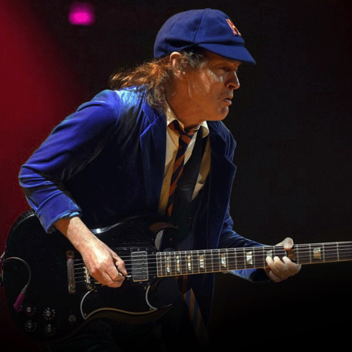 Angus Young - Wikipedia