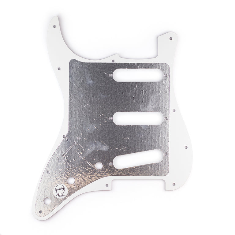 Fender Stratocaster Modern-Style Pickguard, 3-Ply White