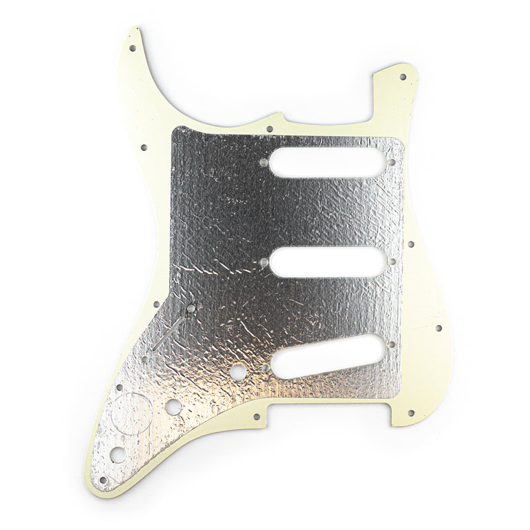 Fender Modern-Style Stratocaster Pickguard, 3-Ply Parchment